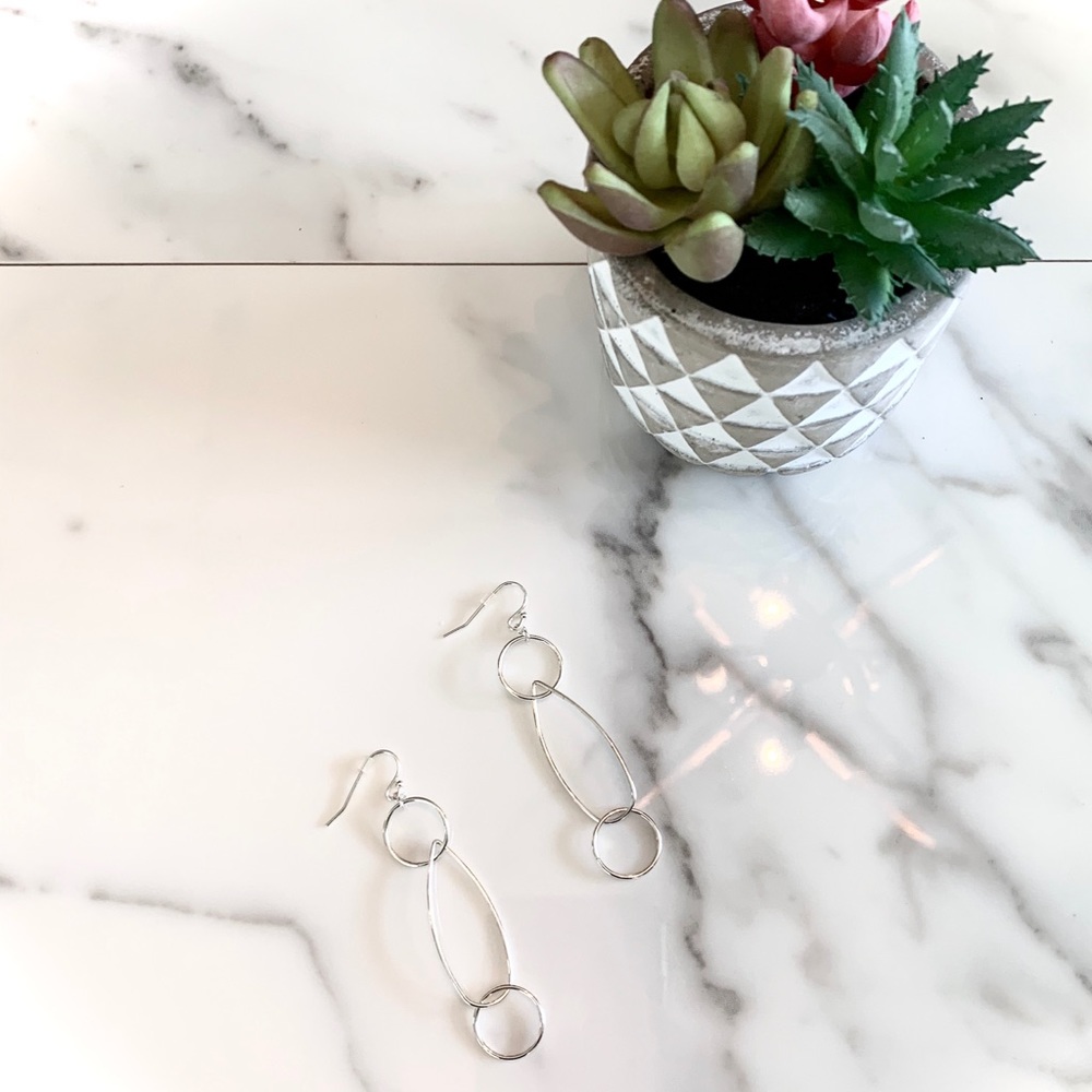 Long Modern linear hoop earrings teardrop